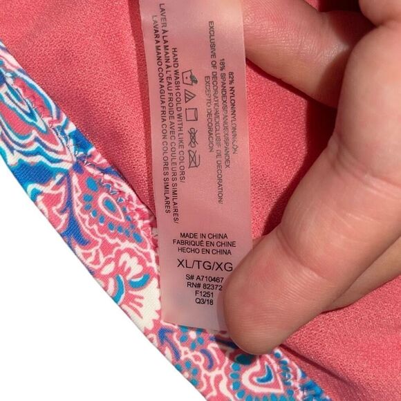 Raisins Pink & Blue Geometric Bikini Top New NWT -‎ Size XL - Picture 6 of 6